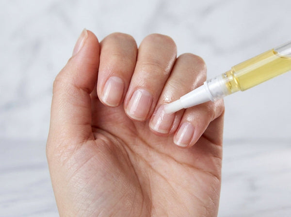 Cuticle Oil for Peeling Nails: What Helps and How to Use It