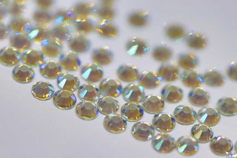 Northern Lights SS10 (Unicorn Lab Rhinestones) - Unicorn Lab