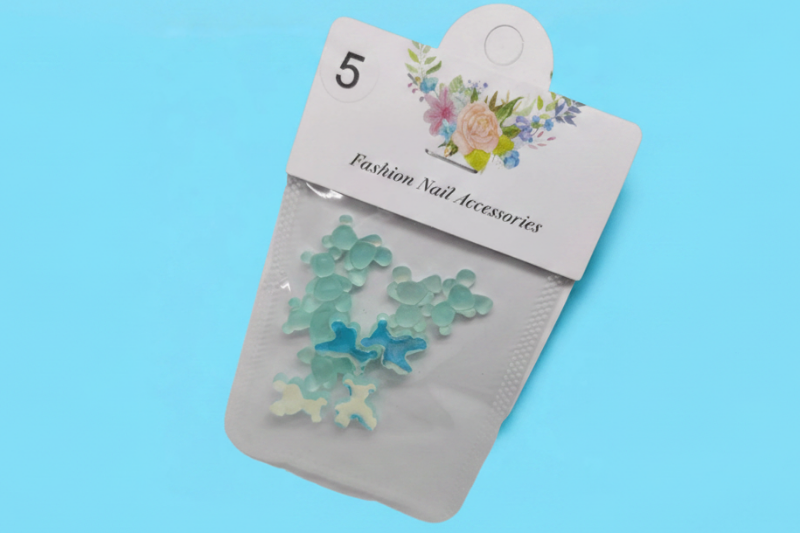 GLOW IN THE DARK BEAR CHARM x10 - Unicorn Lab