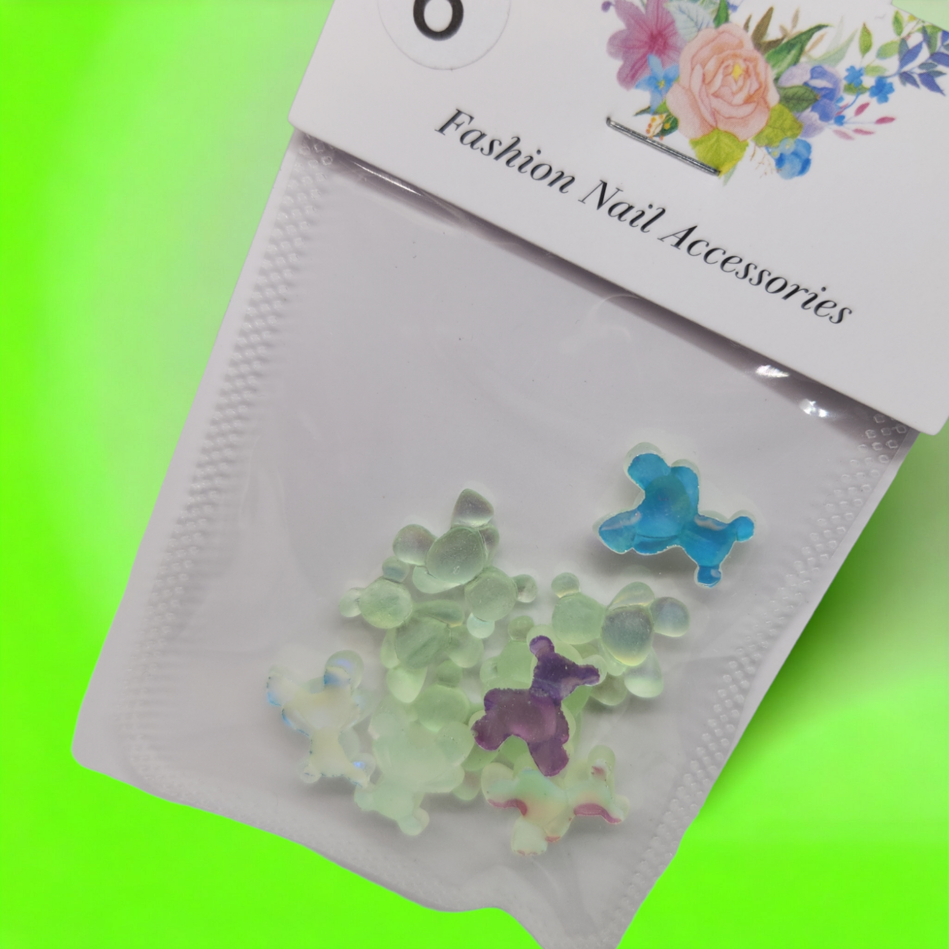 GLOW IN THE DARK BEAR CHARM x10 LIGHT GREEN #6