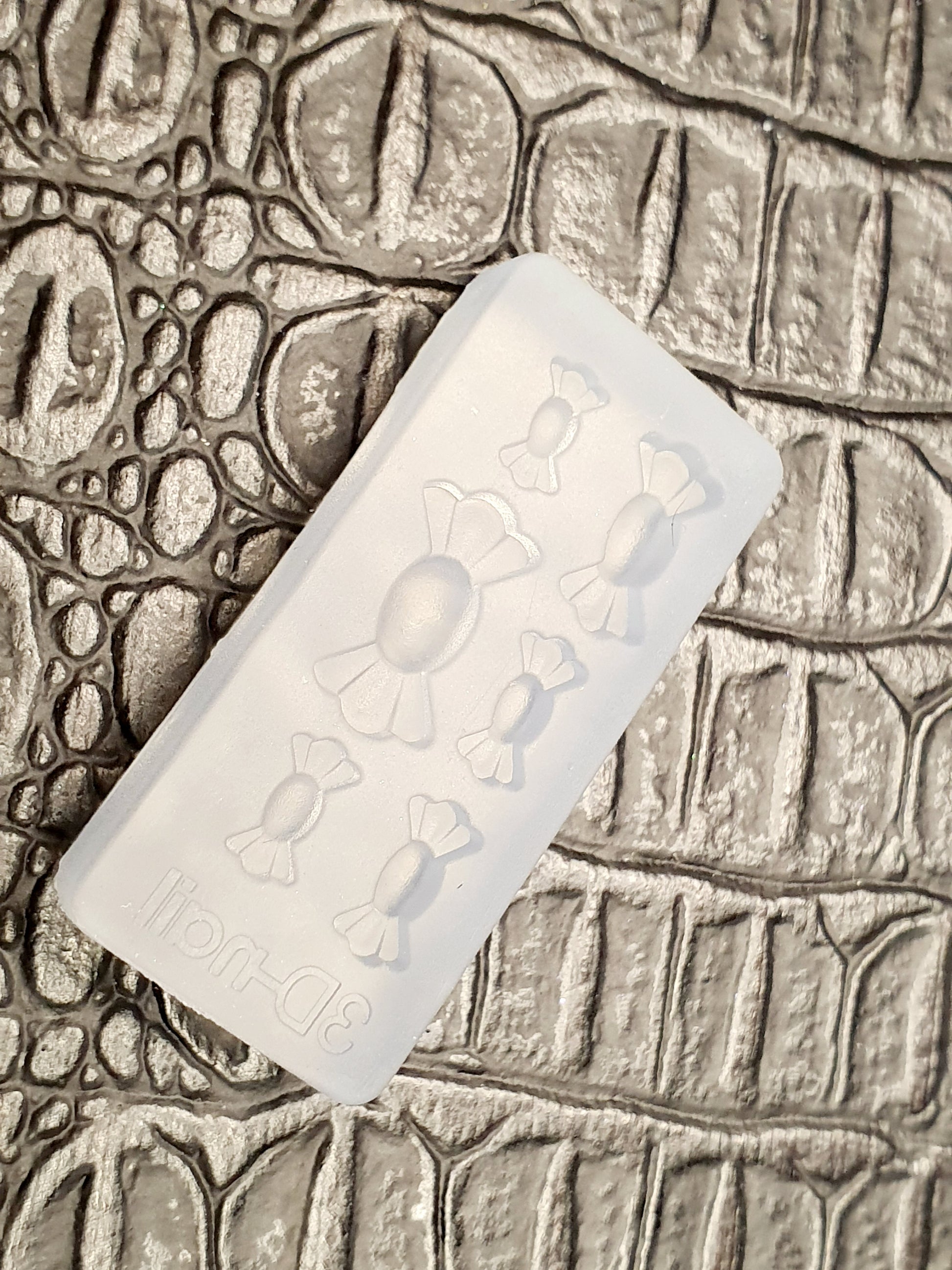 3D Mold - Design 93 resin mold The original Shimmer Cuticle Oil – Handcrafted in Melbourne since 2017 – First cuticle oil droppers to hit the Australian market