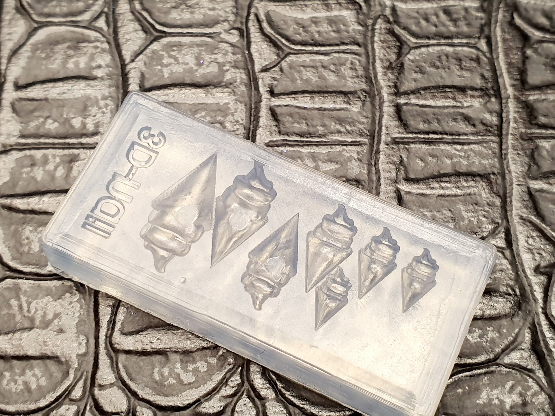 3D Mold - Design 45 resin mold The original Shimmer Cuticle Oil – Handcrafted in Melbourne since 2017 – First cuticle oil droppers to hit the Australian market