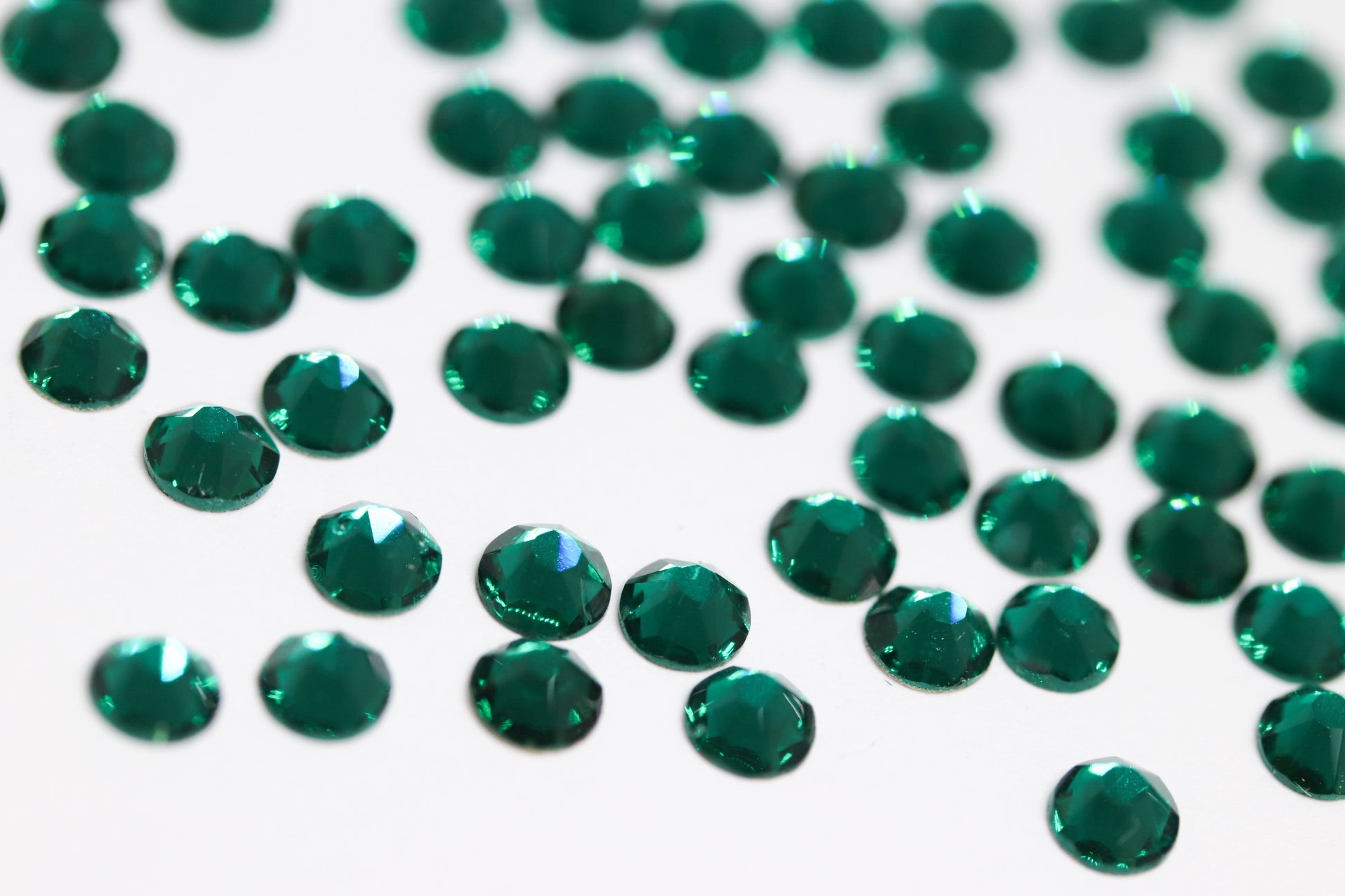 Emerald SS16 (Unicorn Lab Rhinestones) nail crystals The original Shimmer Cuticle Oil – Handcrafted in Melbourne since 2017 – First cuticle oil droppers to hit the Australian market