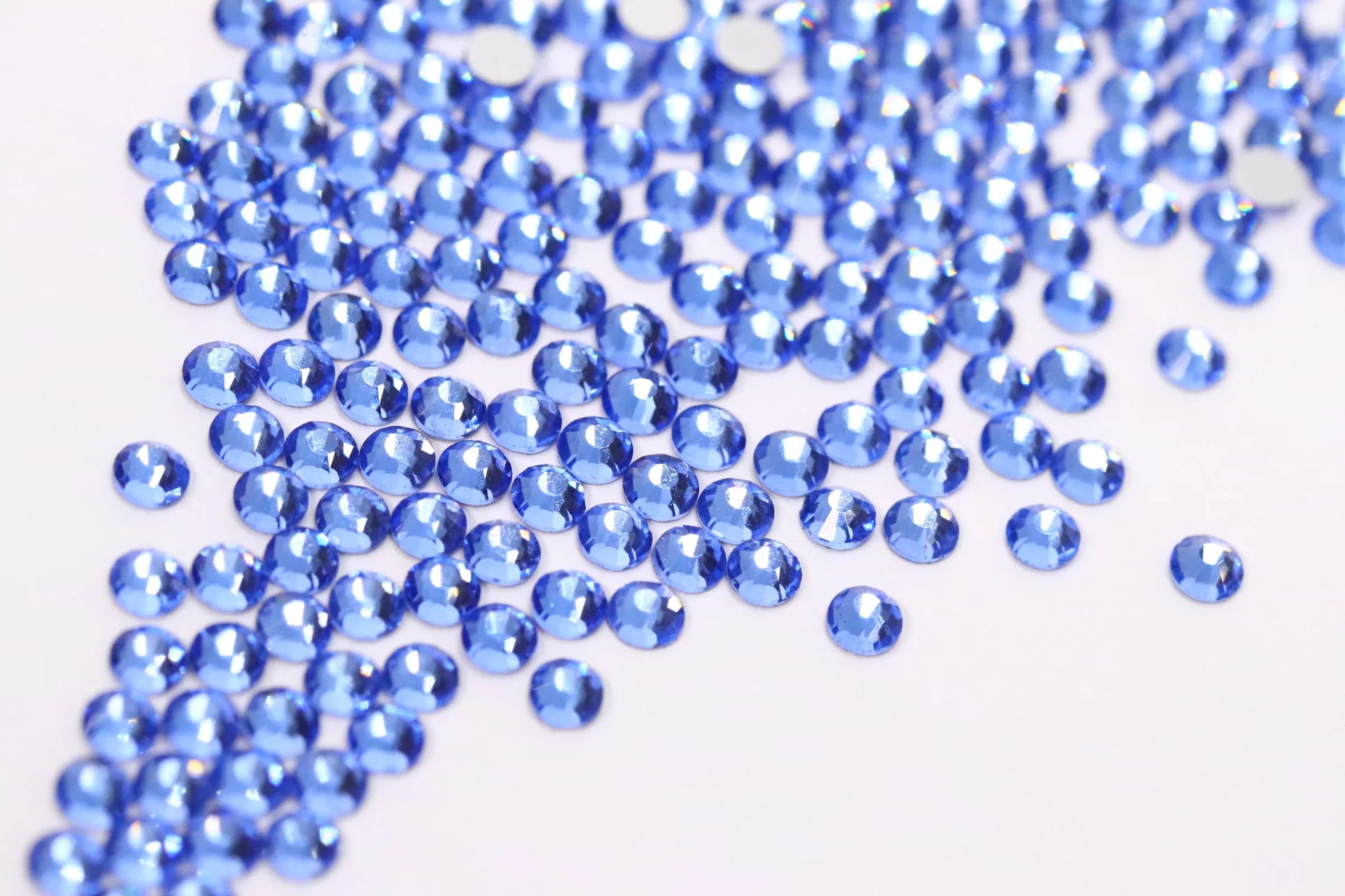 Light Sapphire SS10 (Unicorn Lab Rhinestones) - Unicorn Lab