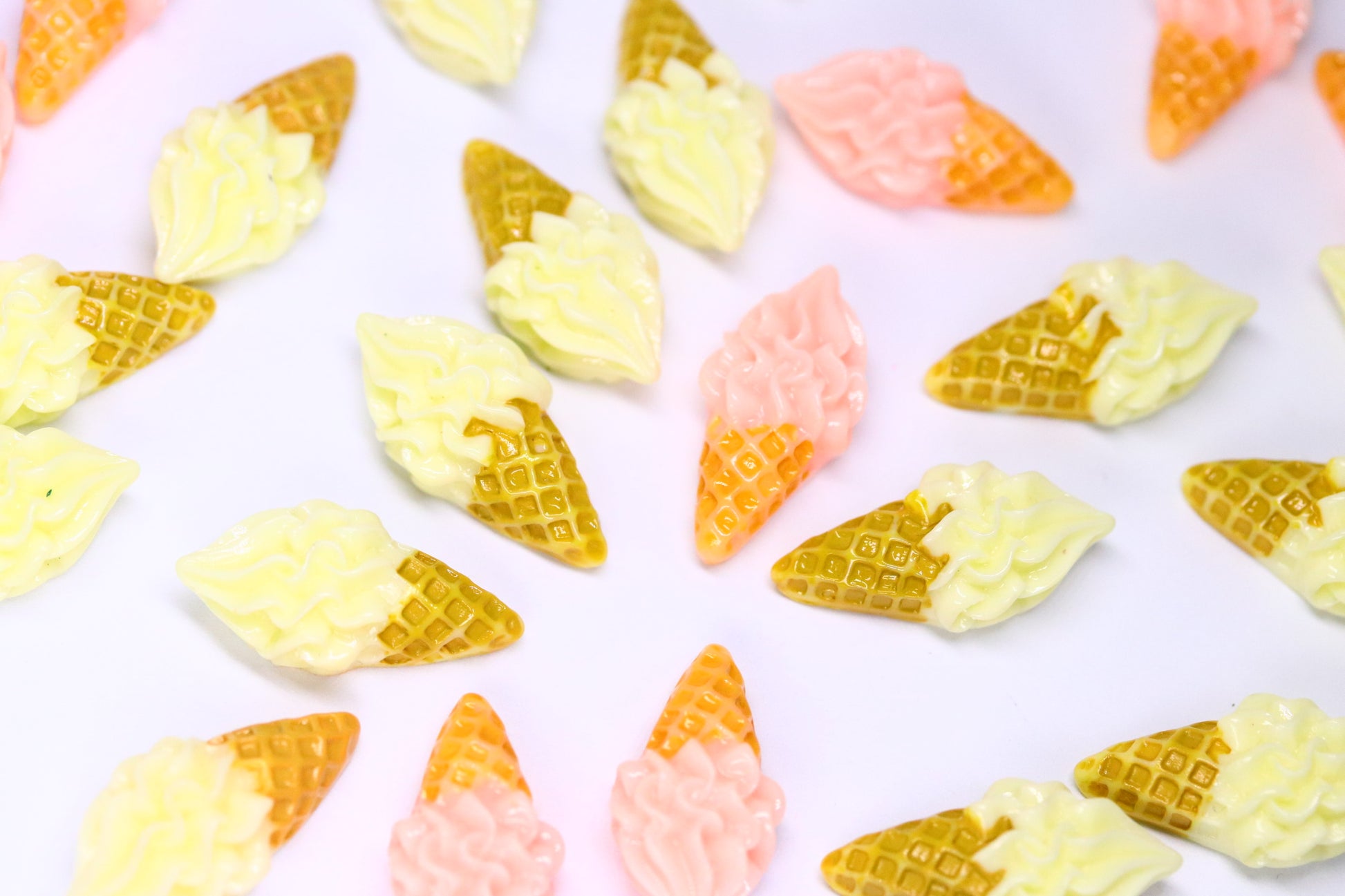 Soft Serve Charm x 8 charm