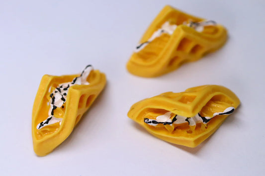 Folded Waffle Charm x4 - Unicorn Lab