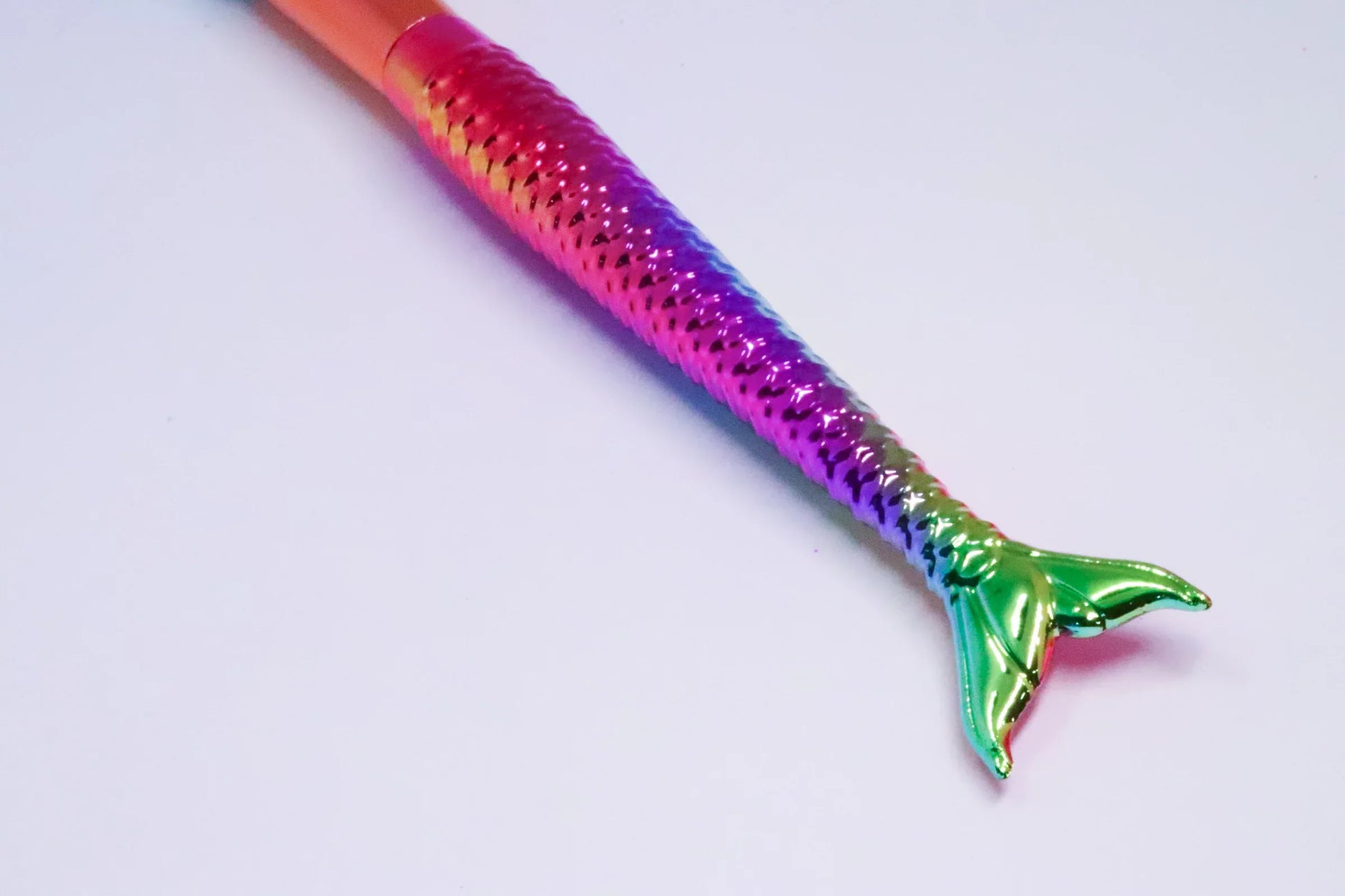 Mermaid Tail Dust Brush - Unicorn Lab