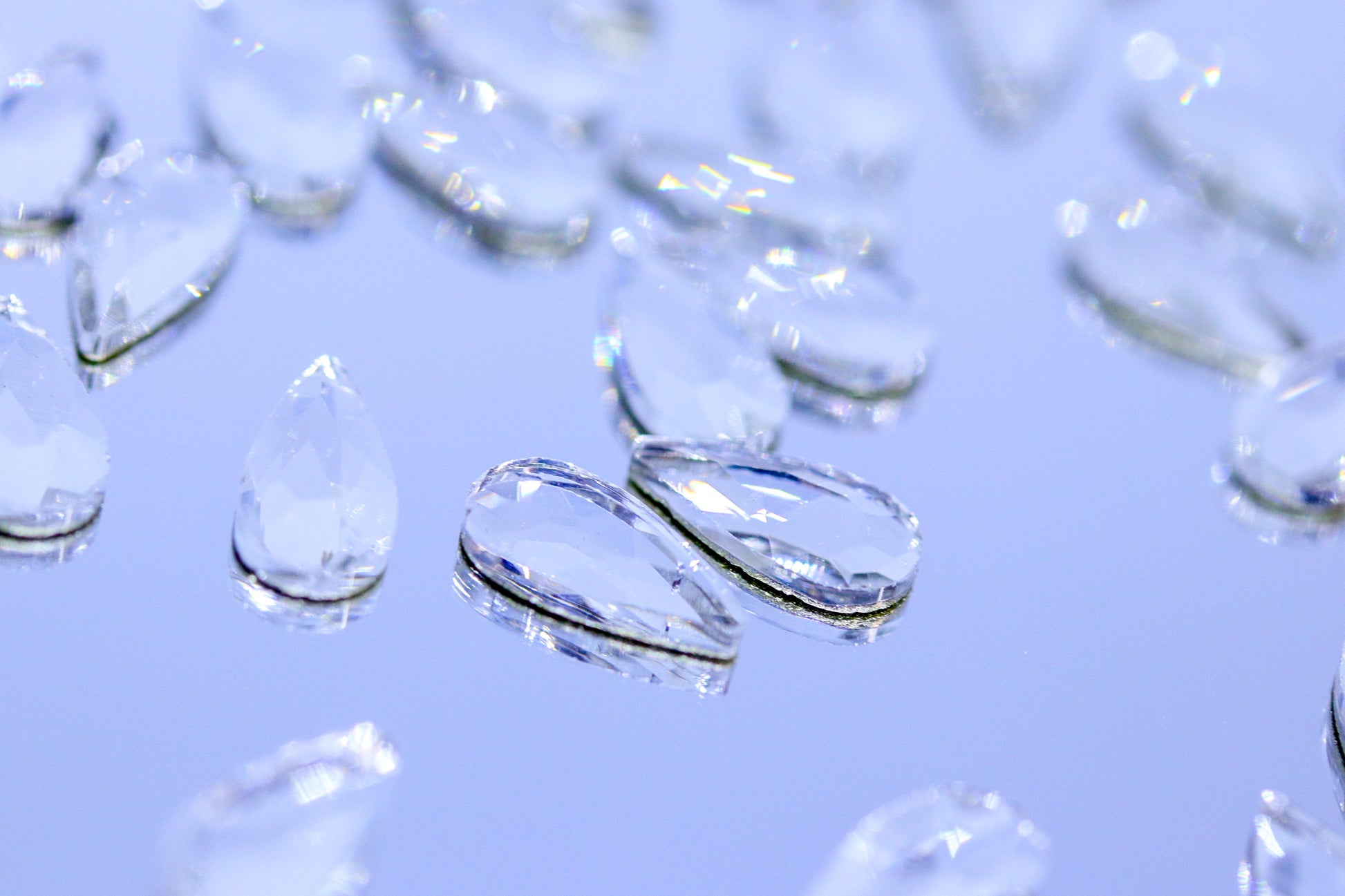 Crystal Teardrop Flatback 8mm (Unicorn Lab Rhinestones) nail crystals