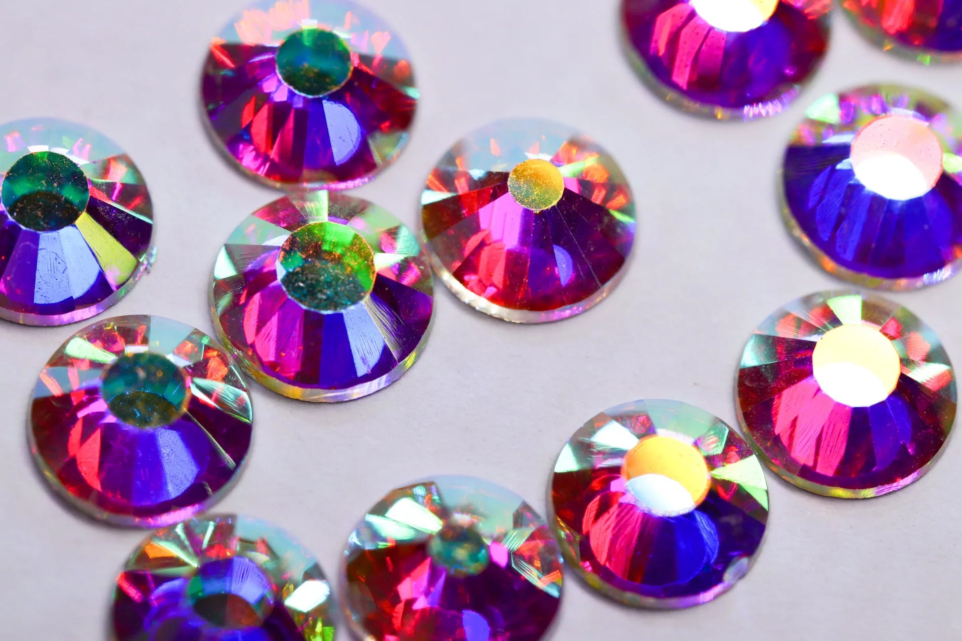 AB SS30 (Unicorn Lab Rhinestones) x20 - Unicorn Lab