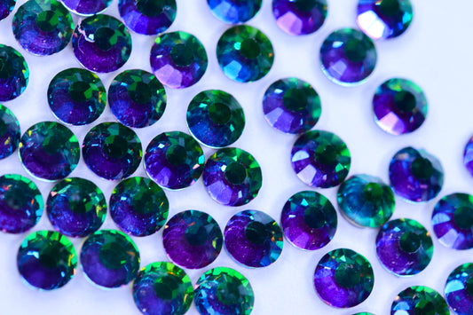 Green Volcano SS16 (Unicorn Lab Rhinestones) nail crystals The original Shimmer Cuticle Oil – Handcrafted in Melbourne since 2017 – First cuticle oil droppers to hit the Australian market