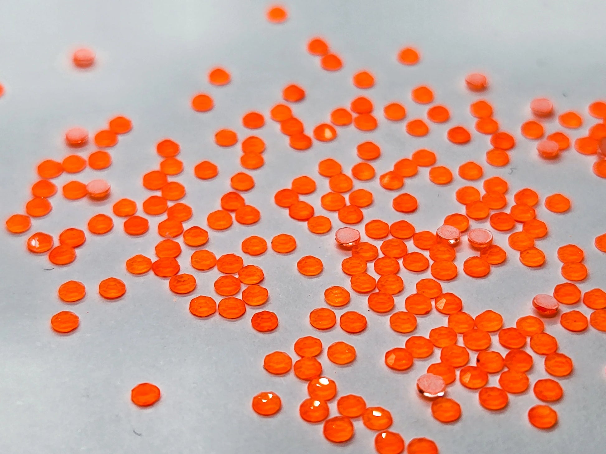 Neon Hyacinth SS6 (Unicorn Lab Rhinestones) - Unicorn Lab