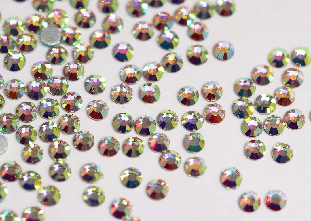 AB SS6 (Unicorn Lab Rhinestones) nail crystals The original Shimmer Cuticle Oil – Handcrafted in Melbourne since 2017 – First cuticle oil droppers to hit the Australian market