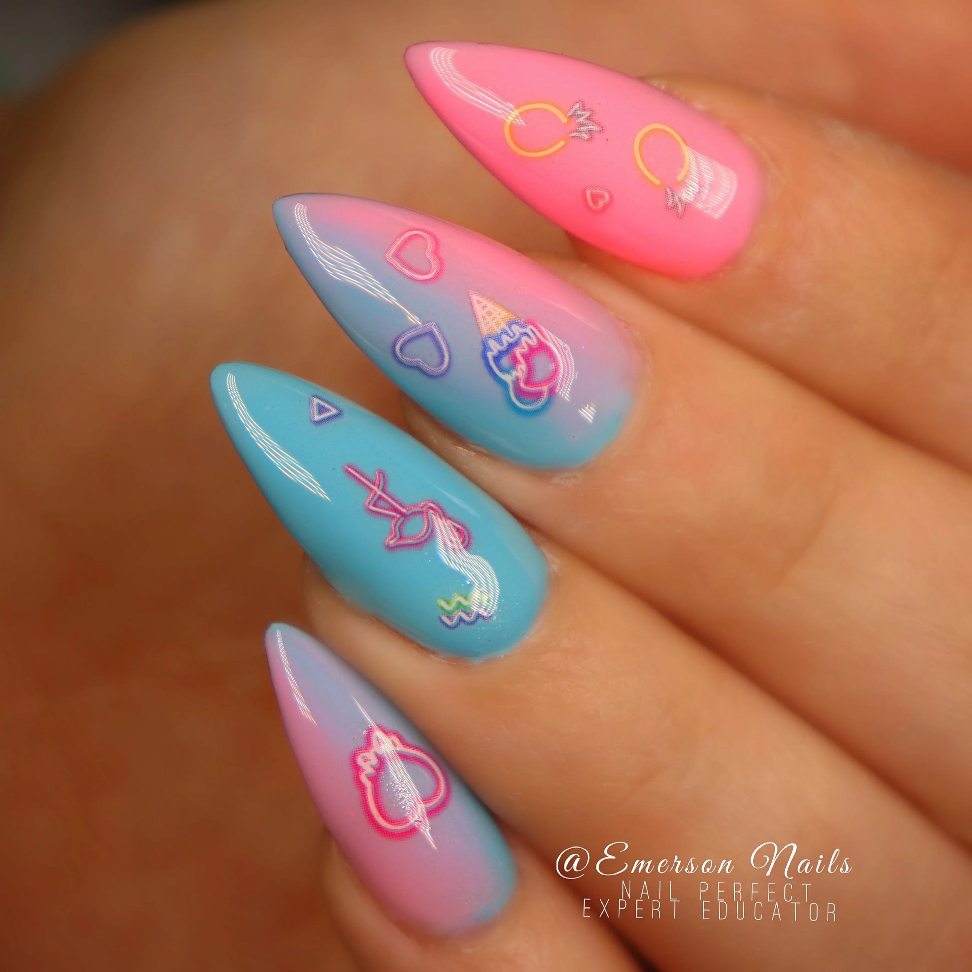 Nail Sticker - Design MC093 - Unicorn Lab