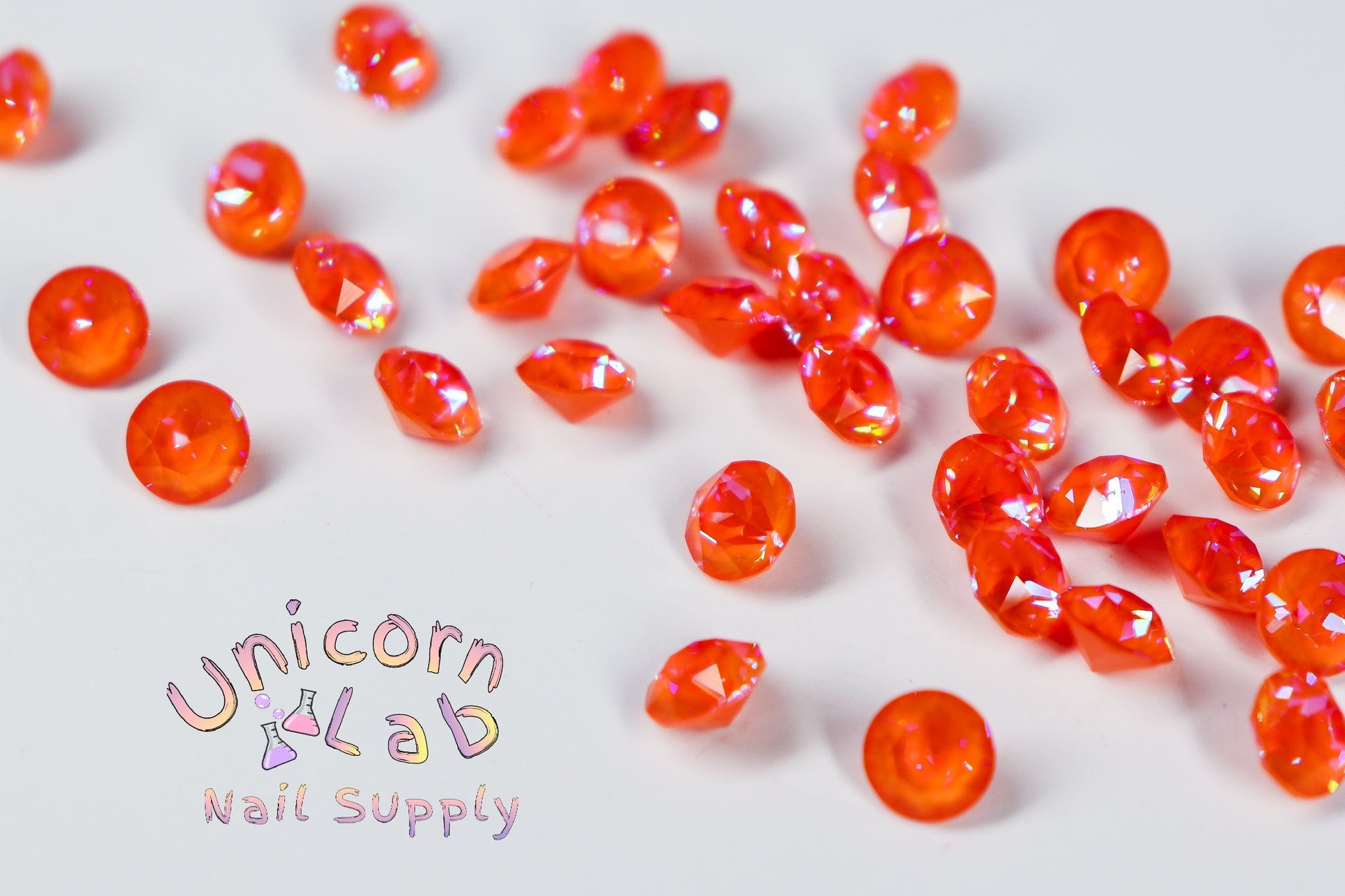 Orange Glow Delite SS29 chaton (1088) x6 SWAROVSKI The original Shimmer Cuticle Oil – Handcrafted in Melbourne since 2017 – First cuticle oil droppers to hit the Australian market